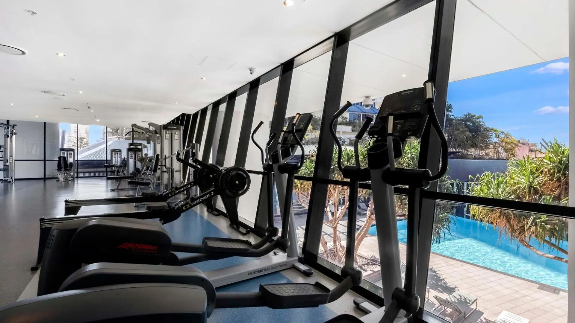 Circle on Cavill: Hinterland View Apartment Gold Coast