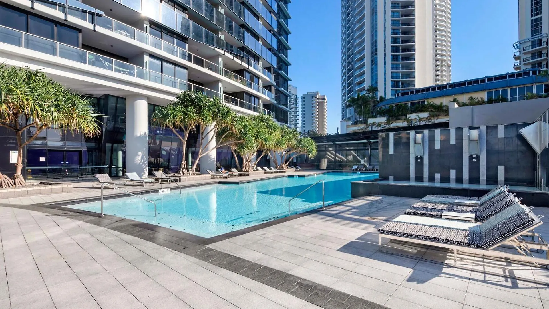 Circle on Cavill: Hinterland View Apartment Gold Coast 0*,  Australia